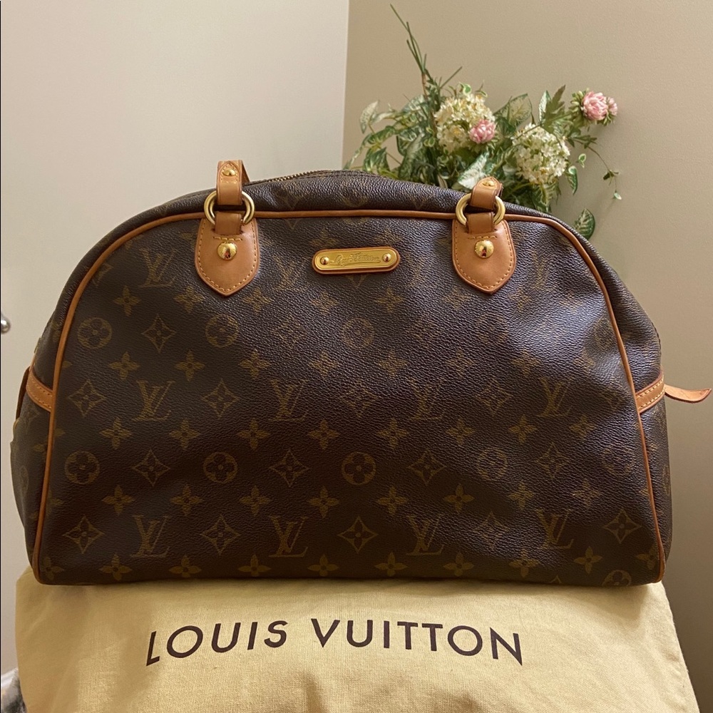 💯 Authentic Louis Vuitton Montorgueil Satchel